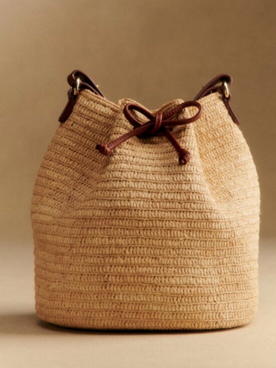Sezane Handbags - Sezane Farrow bag in natural raffia